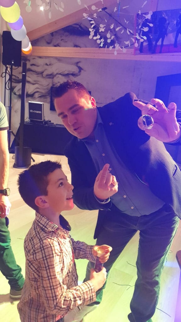 Mentaliste close up vin d'honneur pour mariage à Reims