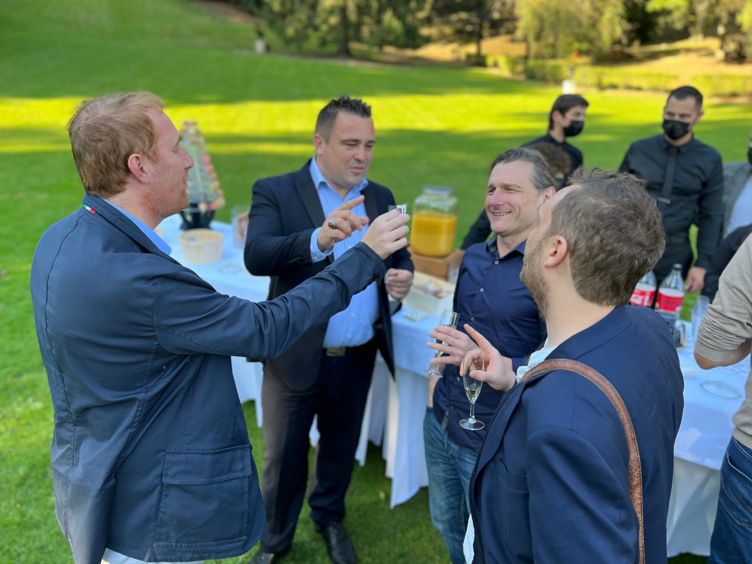 Close Up Entreprises avec Gregory Del Rio en extérieur